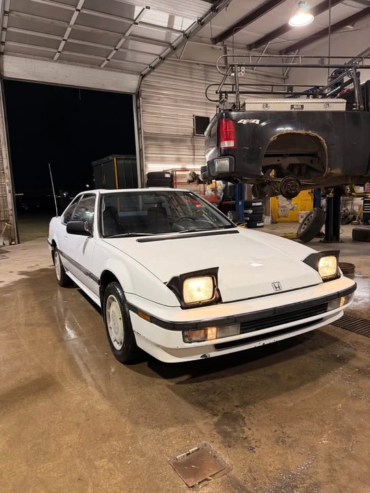 1990 Honda Prelude 3rd Gen - Image 2 of 4