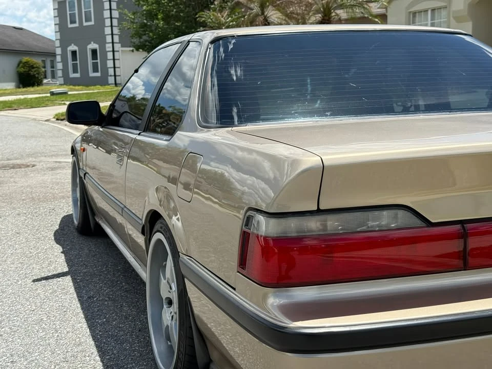 1990 Honda Prelude 3rd Gen - Image 4 of 17