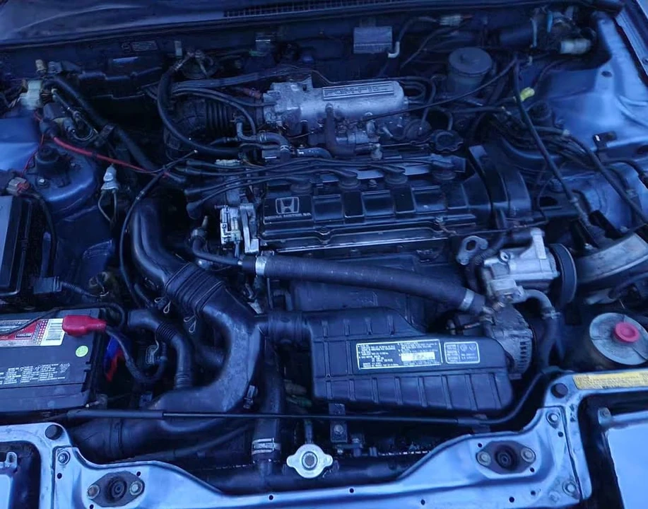 1990 Honda Prelude 3rd Gen - Image 9 of 10