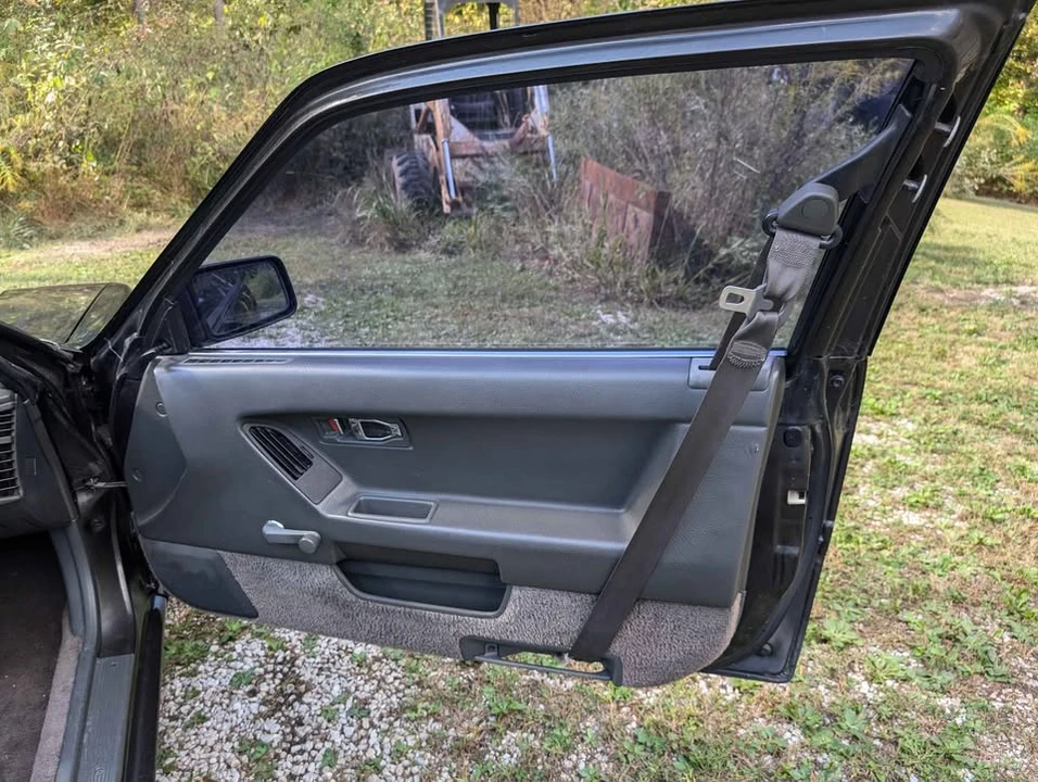 1990 Honda Prelude 3rd Gen - Image 14 of 17