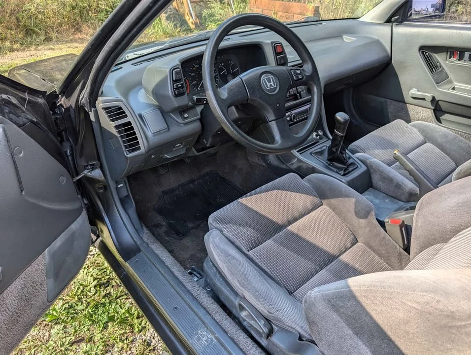 1990 Honda Prelude 3rd Gen - Image 13 of 17