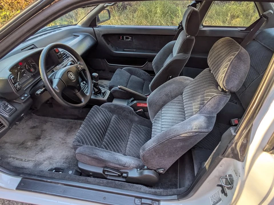1990 Honda Prelude 3rd Gen - Image 17 of 20