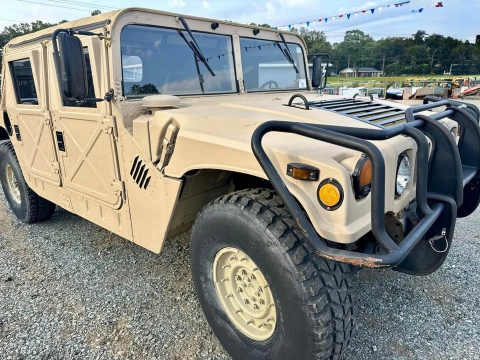 1990 Hummer HMMWV - Image 10 of 20