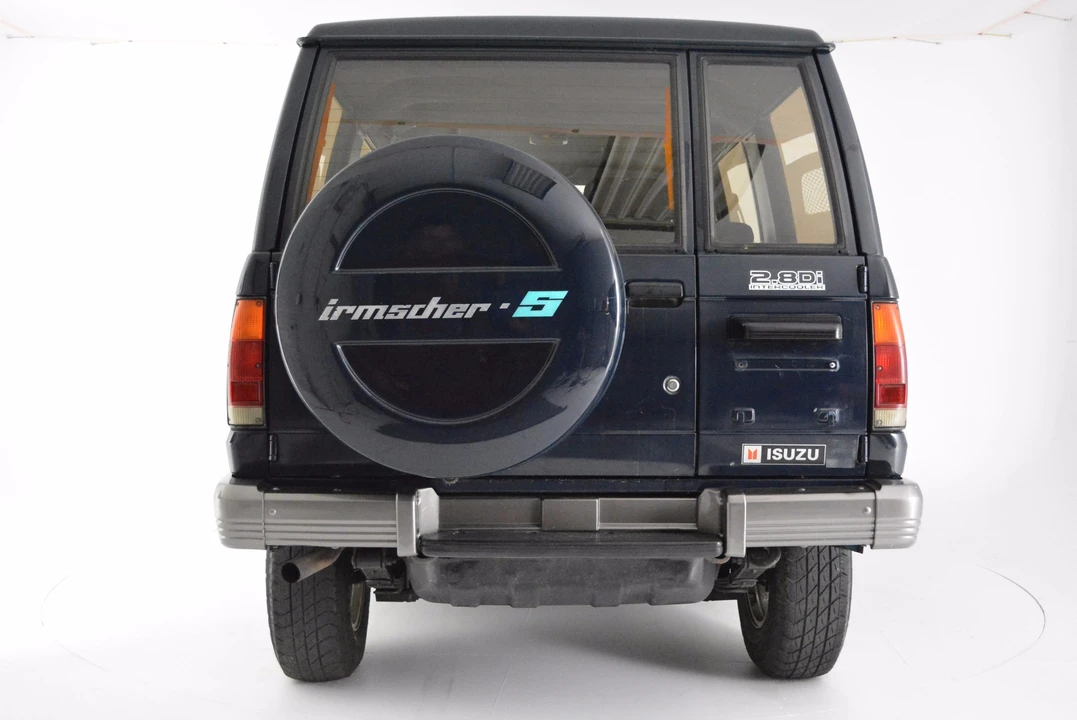 1990 Isuzu Trooper - Image 12 of 31