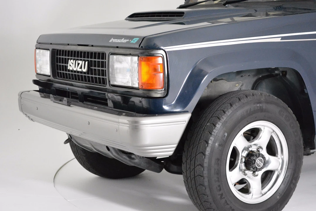 1990 Isuzu Trooper - Image 21 of 31