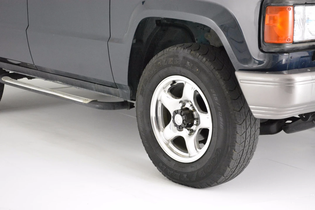 1990 Isuzu Trooper - Image 28 of 31