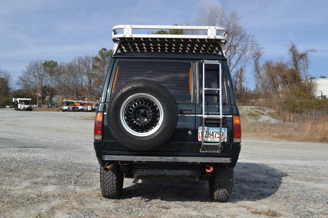 1990 Isuzu Trooper - Image 9 of 31