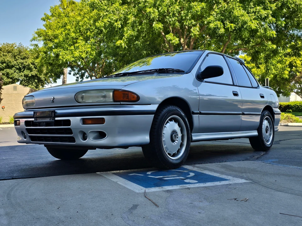 1990 Isuzu Impulse - Image 7 of 31