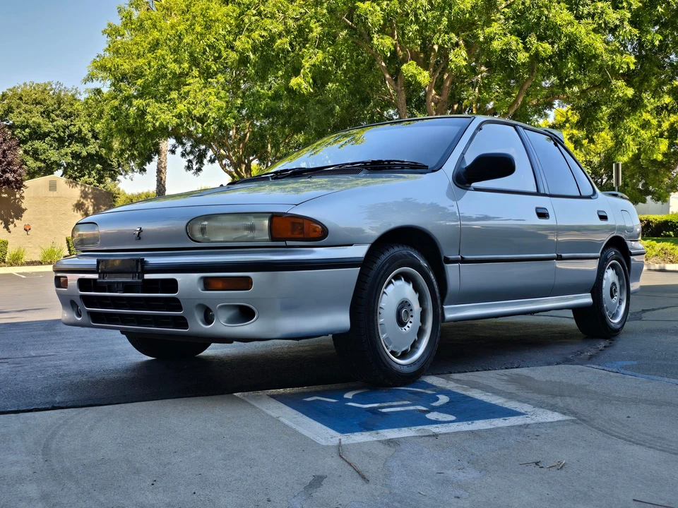 1990 Isuzu Impulse - Image 6 of 31