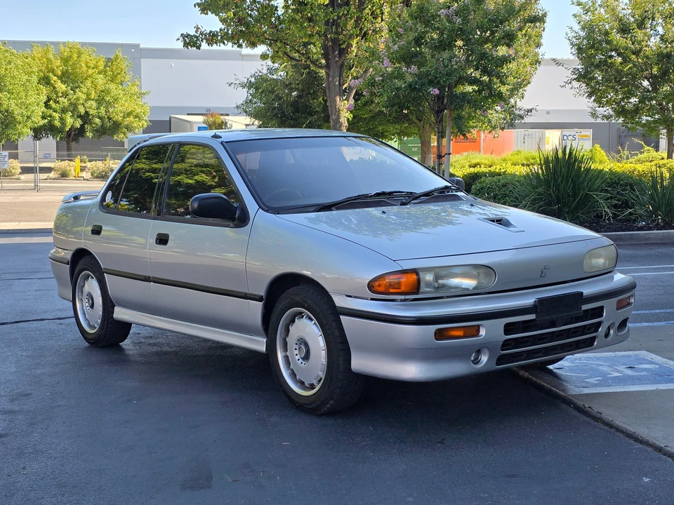 1990 Isuzu Impulse - Image 15 of 31