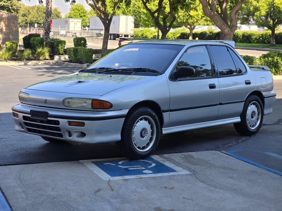 1990 Isuzu Impulse - Image 8 of 31