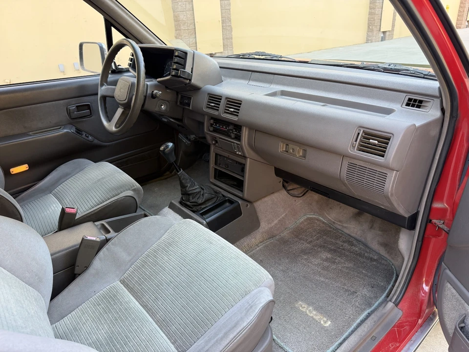 1990 Isuzu Elf - Image 24 of 31