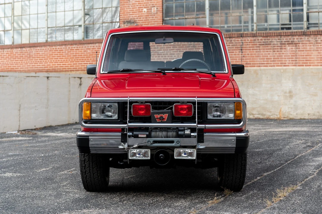 1990 Isuzu Trooper - Image 4 of 31