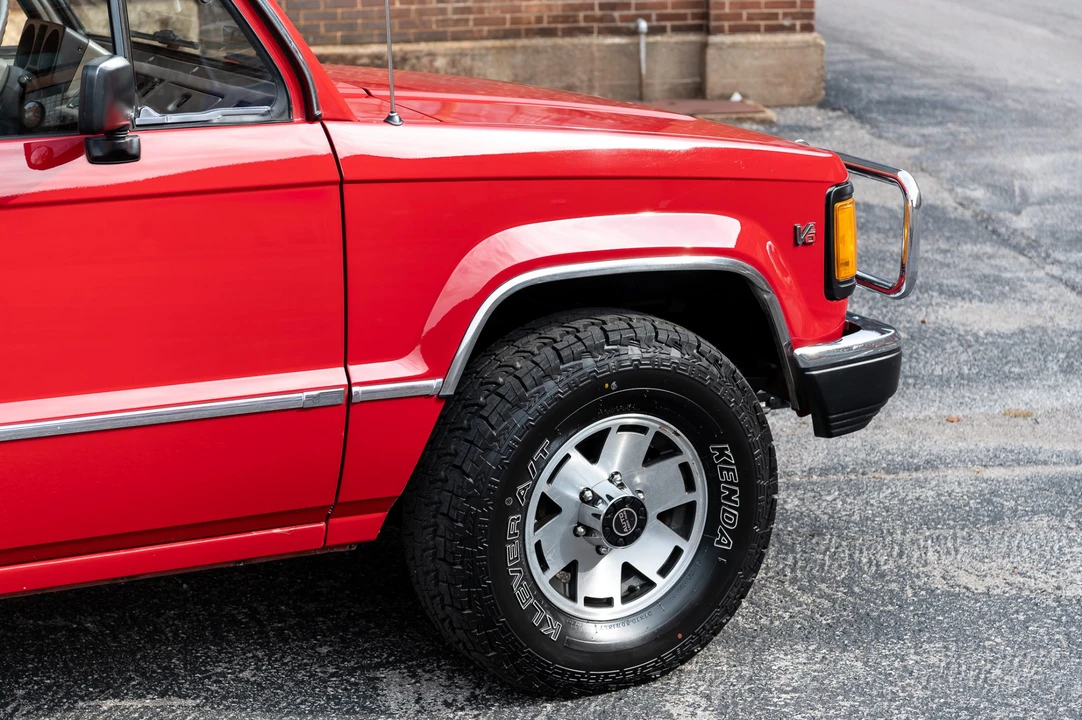 1990 Isuzu Trooper - Image 24 of 31