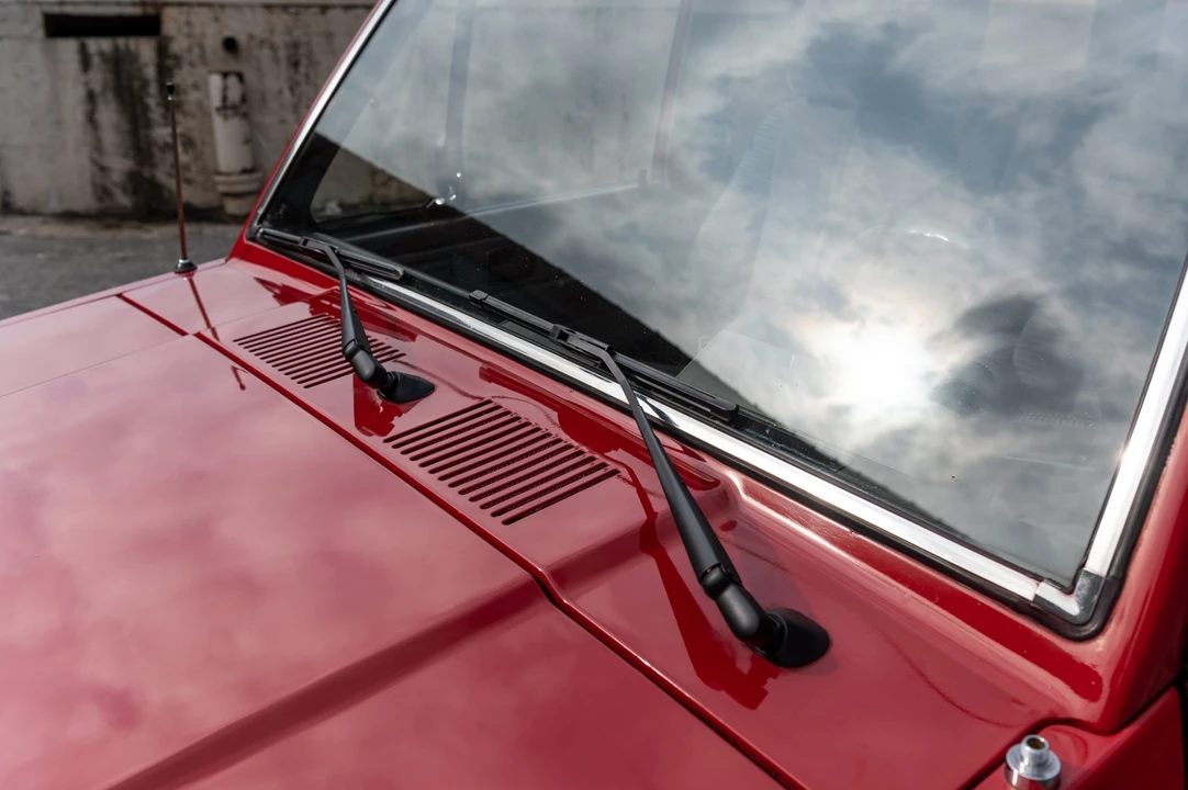 1990 Isuzu Trooper - Image 29 of 31