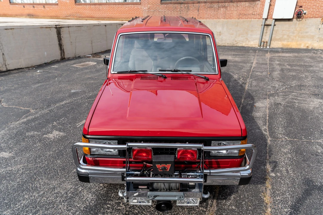 1990 Isuzu Trooper - Image 5 of 31
