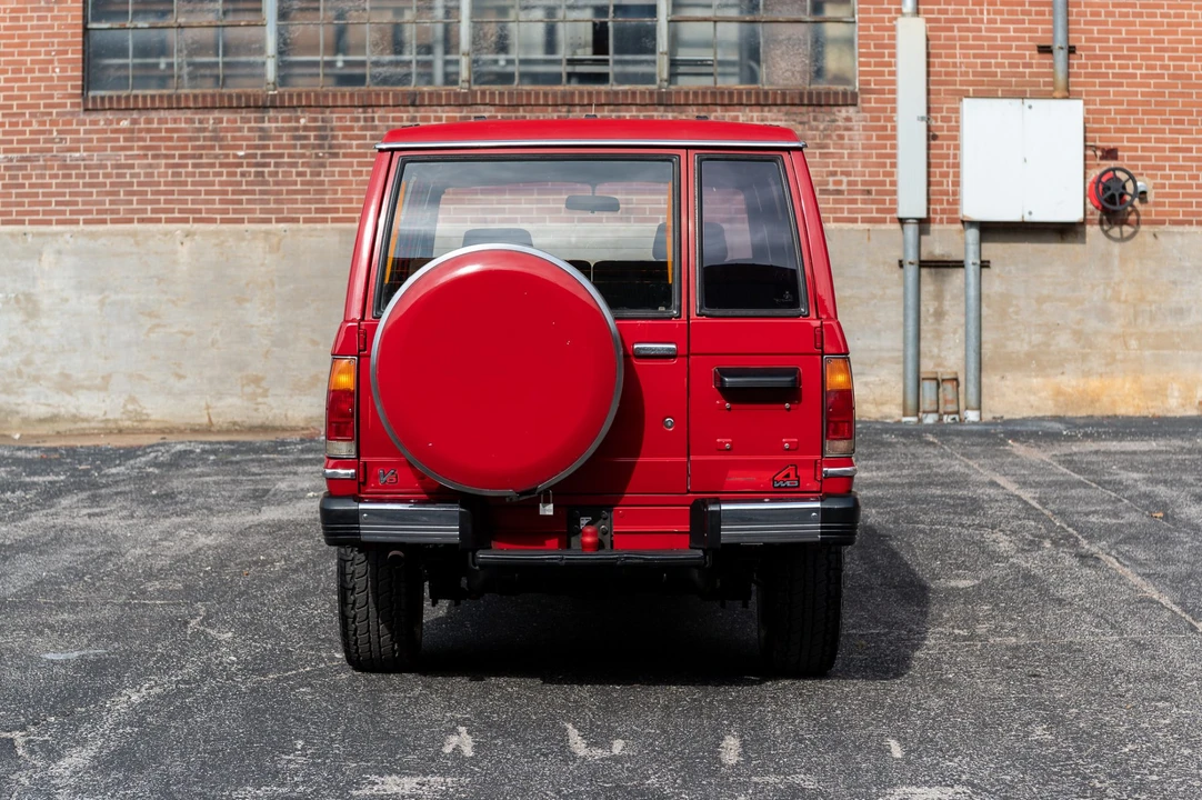 1990 Isuzu Trooper - Image 16 of 31