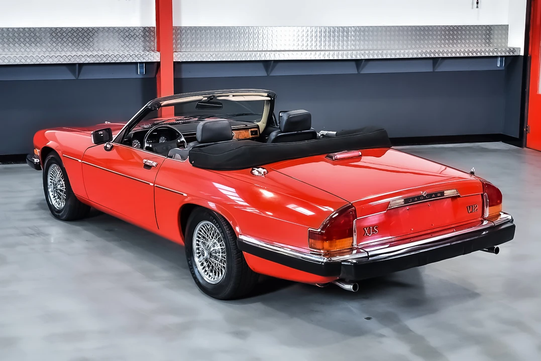 1990 Jaguar XJS Convertible - Image 16 of 31