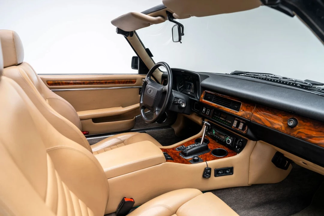 1990 Jaguar XJS - Image 12 of 31