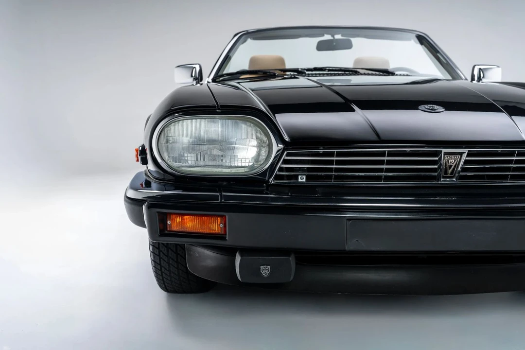1990 Jaguar XJS - Image 17 of 31