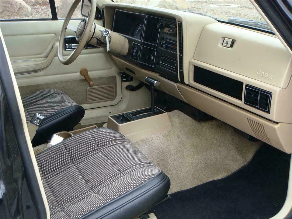 1990 Jeep Comanche - Image 3 of 4