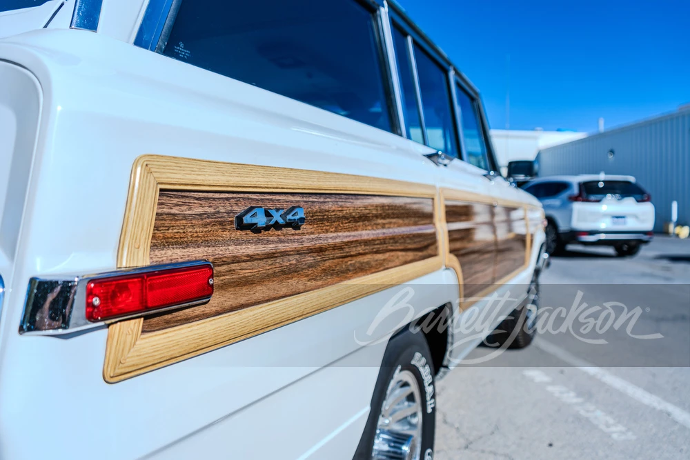 1990 Jeep SJ Grand Wagoneer - Image 27 of 31