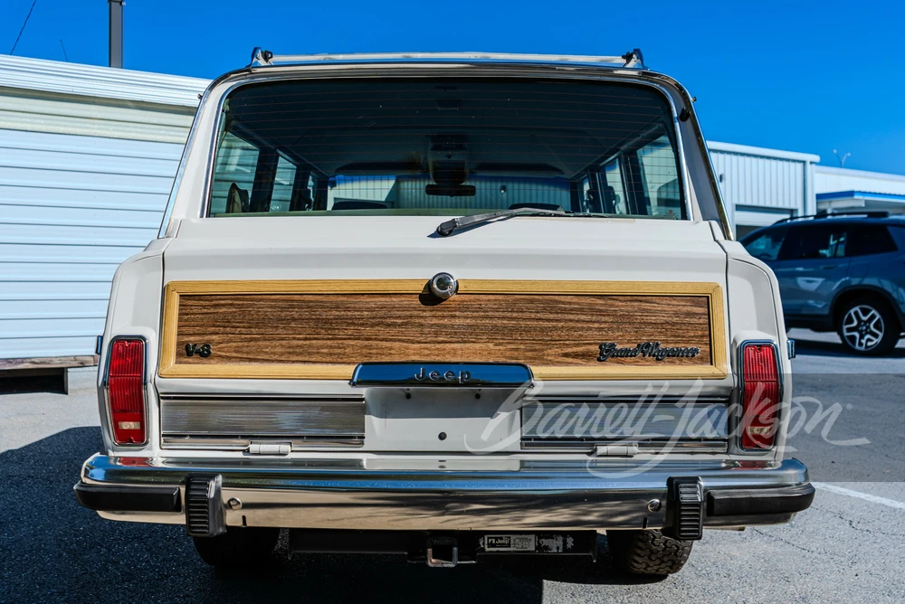 1990 Jeep SJ Grand Wagoneer - Image 26 of 31