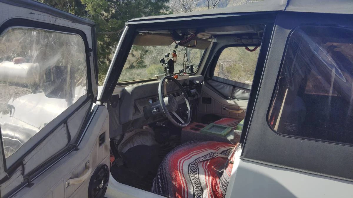 1990 Jeep YJ Wrangler - Image 13 of 14