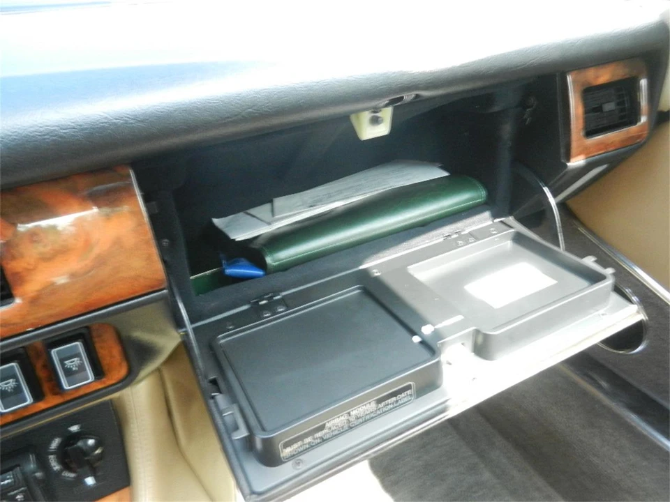 1990 Jaguar XJS Convertible - Image 15 of 31