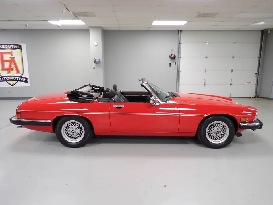 1990 Jaguar XJS Convertible - Image 12 of 13