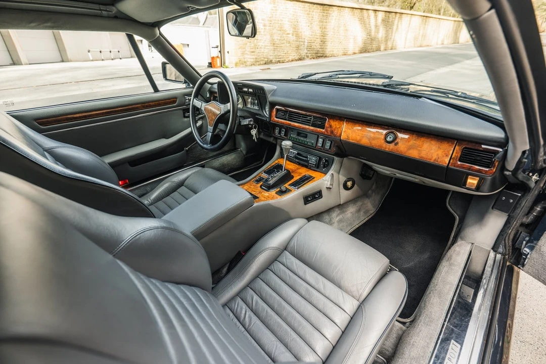1990 Jaguar XJ-S TWR - Image 25 of 30