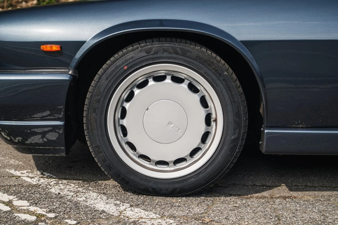 1990 Jaguar XJ-S TWR - Image 15 of 30