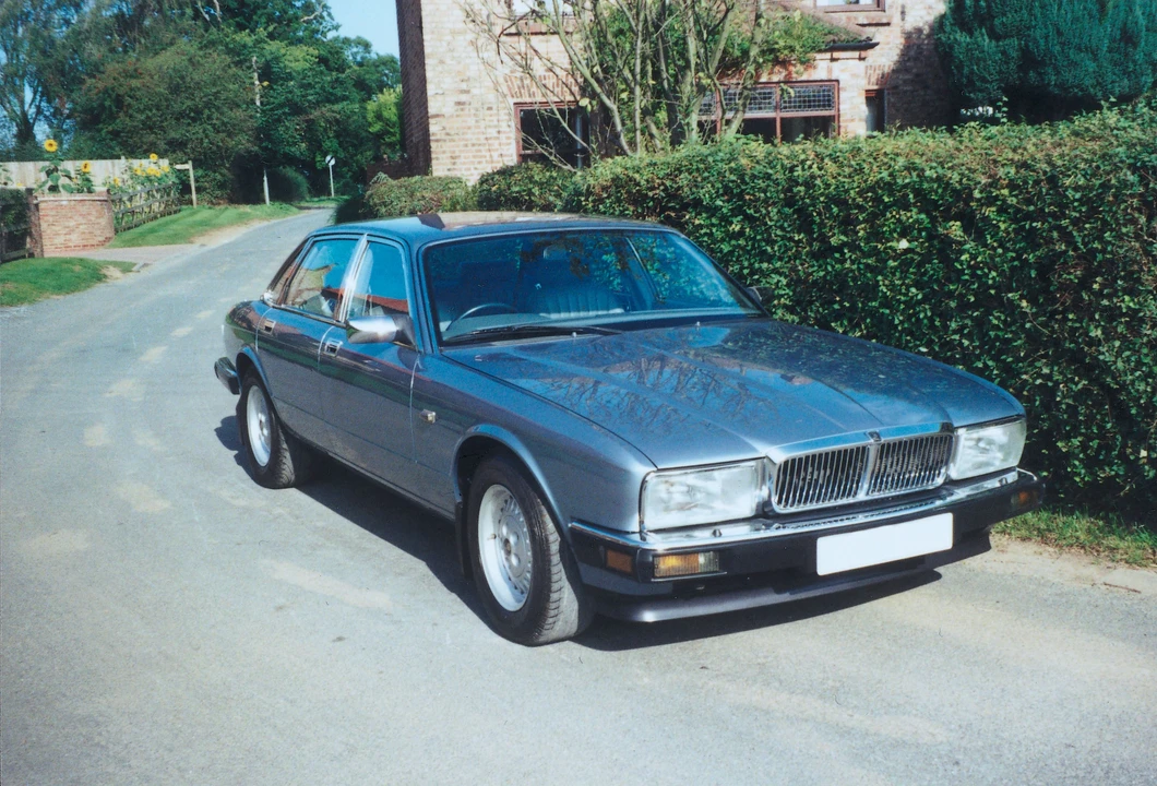 1990 Jaguar XJ40 XJ - Image 3 of 3