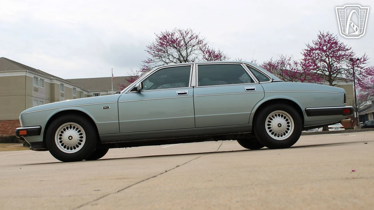 1990 Jaguar XJ40 XJ - Image 10 of 12