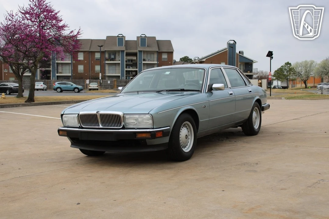 1990 Jaguar XJ40 XJ - Image 3 of 12