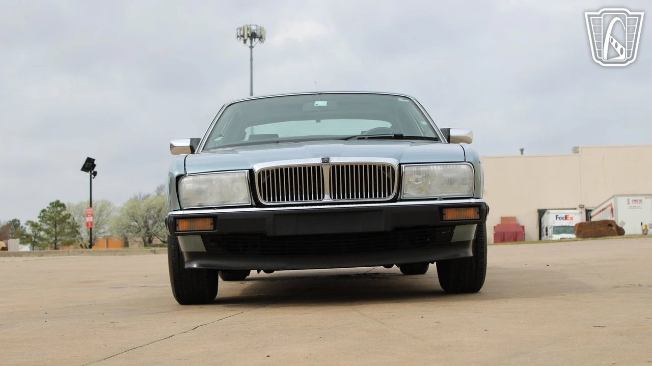 1990 Jaguar XJ40 XJ - Image 4 of 12