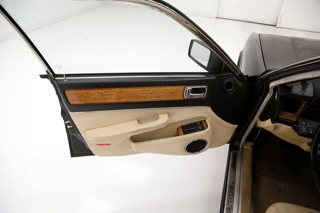1990 Jaguar XJ40 XJ - Image 30 of 31