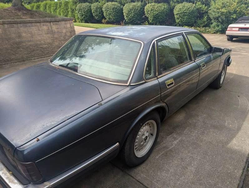 1990 Jaguar XJ - Image 3 of 7
