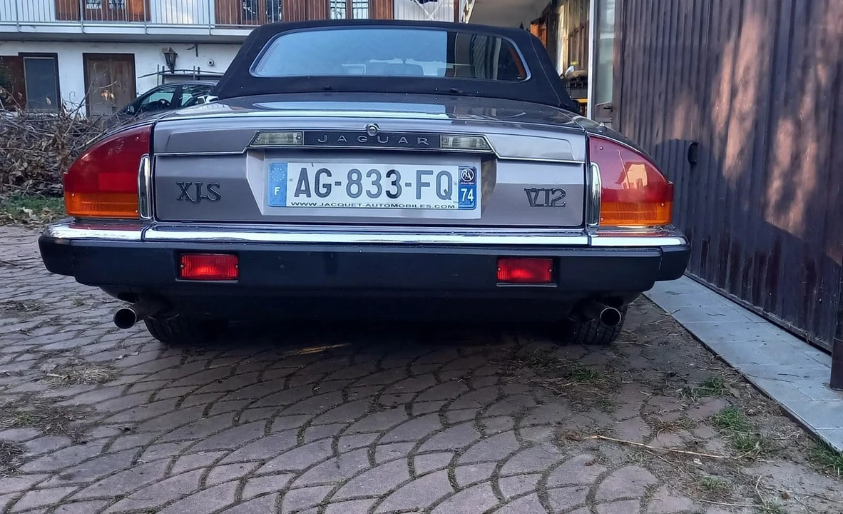 1990 Jaguar XJS Convertible - Image 23 of 30