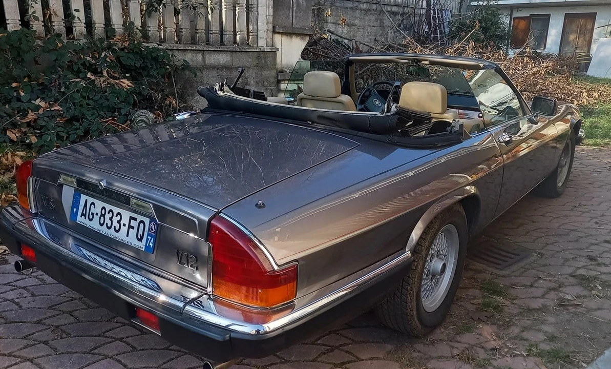 1990 Jaguar XJS Convertible - Image 11 of 30