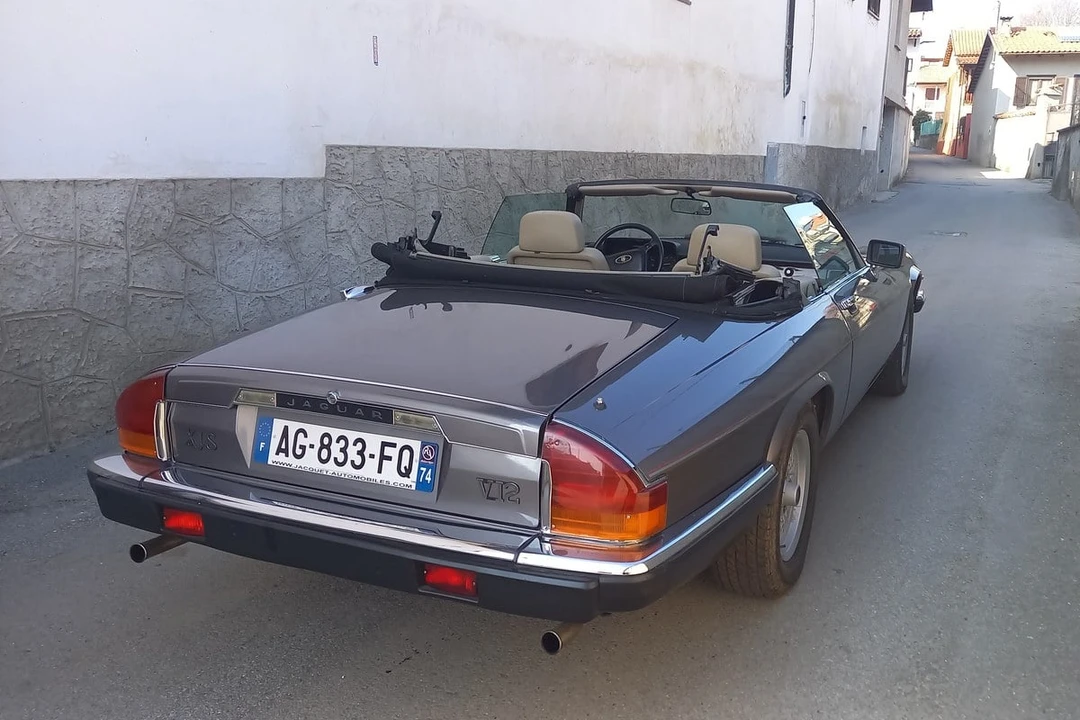 1990 Jaguar XJS Convertible - Image 14 of 30