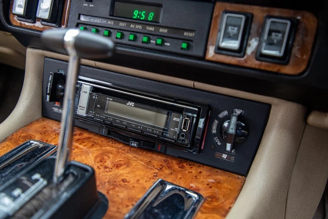 1990 Jaguar XJS Pre-Facelift AJ-6 - Image 25 of 31