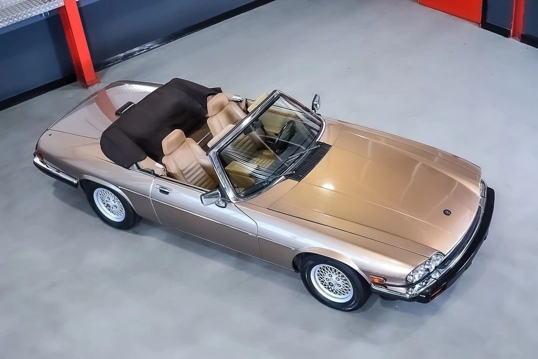 1990 Jaguar XJS Convertible - Image 11 of 30