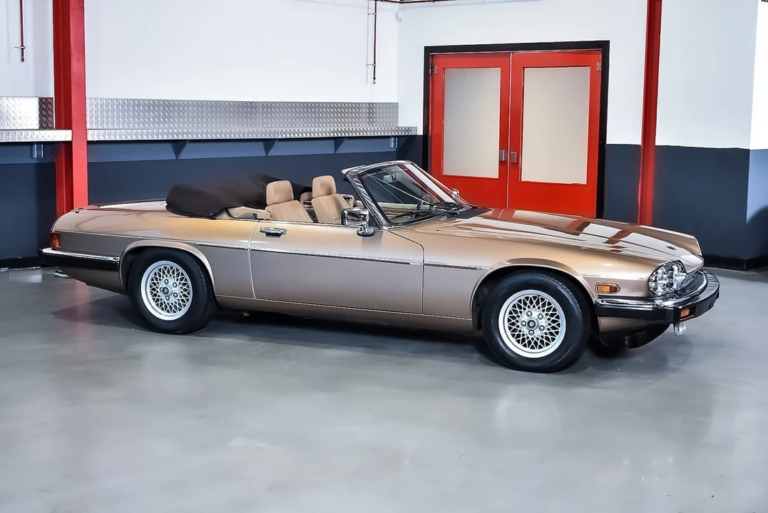 1990 Jaguar XJS Convertible - Image 8 of 30