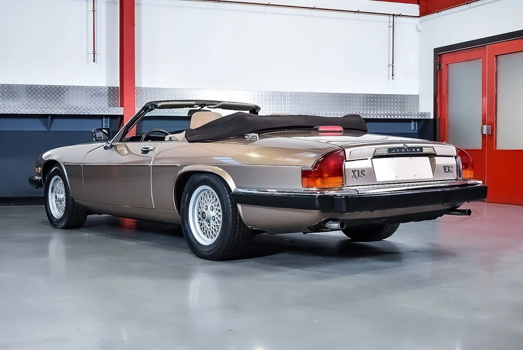 1990 Jaguar XJS Convertible - Image 18 of 30