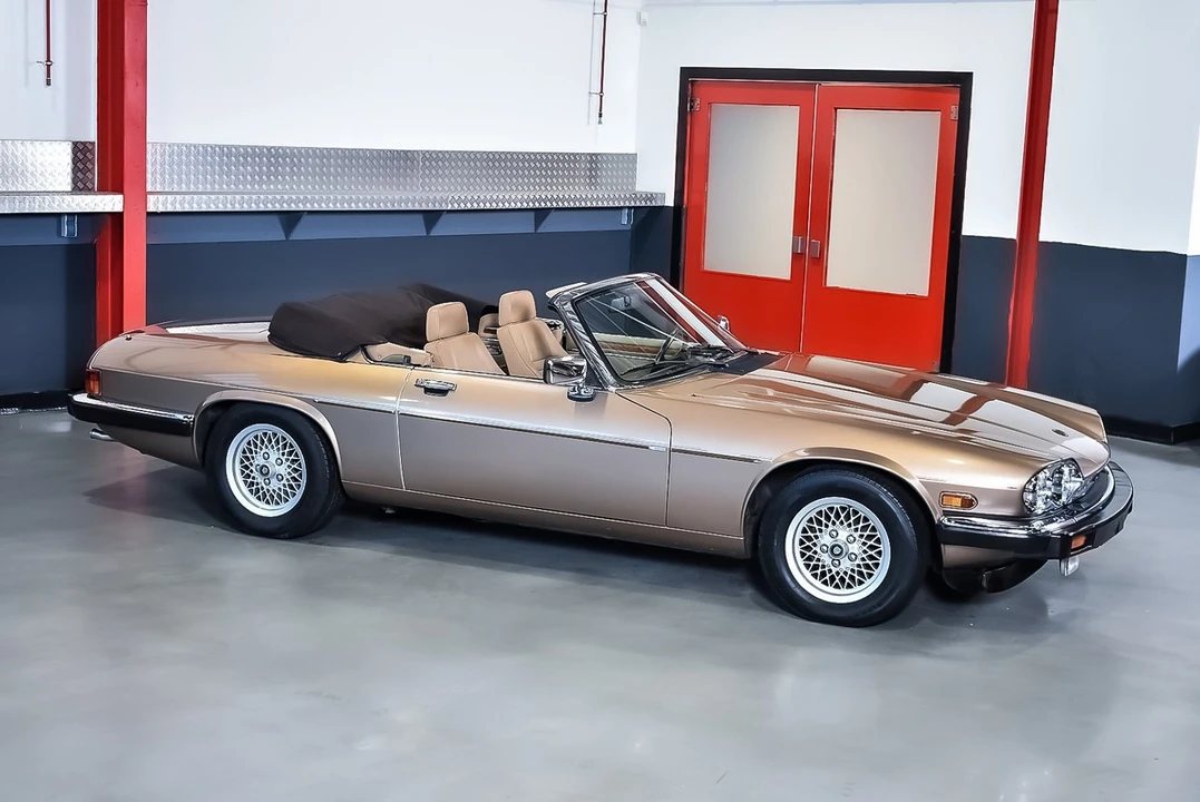1990 Jaguar XJS Convertible - Image 7 of 30
