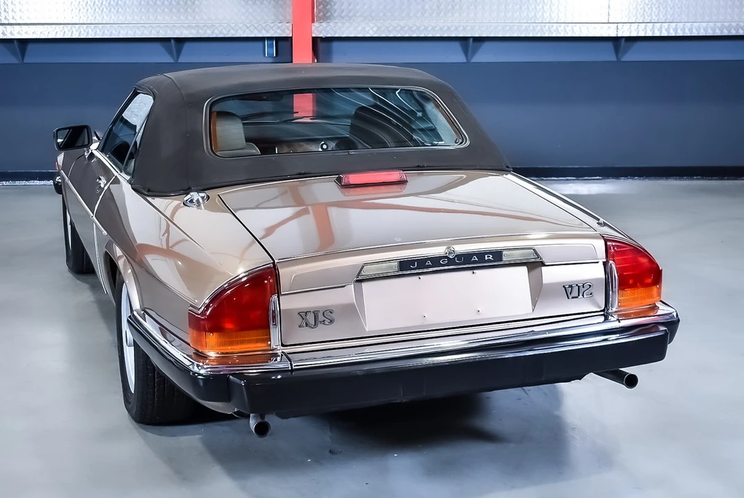 1990 Jaguar XJS Convertible - Image 24 of 30
