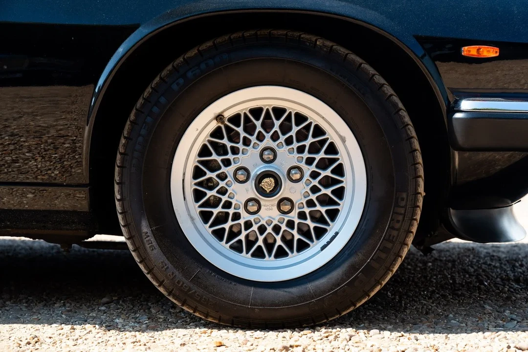 1990 Jaguar XJS Convertible - Image 30 of 30
