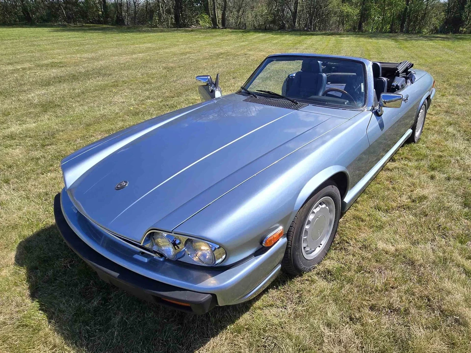 1990 Jaguar XJS Convertible - Image 2 of 31