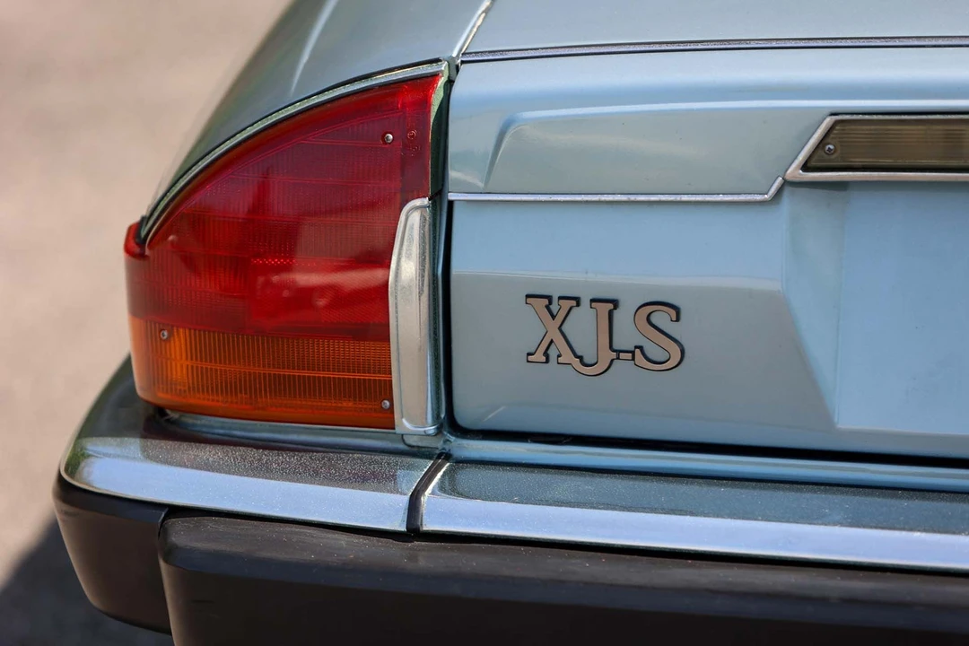 1990 Jaguar XJS Convertible - Image 29 of 31